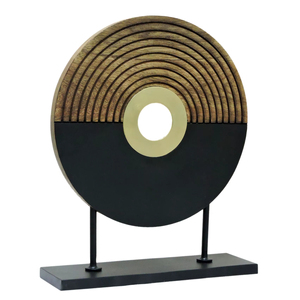 Escultura geométrica de disco solar, hecha a mano con aluminio y madera de mango, decoración de mesa, figura de arte abstracto minimalista sobre soporte. - Product Image 1