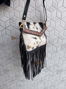 Nuevo Bolso de Hombro Tipo Sobre de Cuero Vacuno Auténtico con Flecos, Estilo Boho, Hecho a Mano, para Uso Diario de Mujeres - Product Image 4