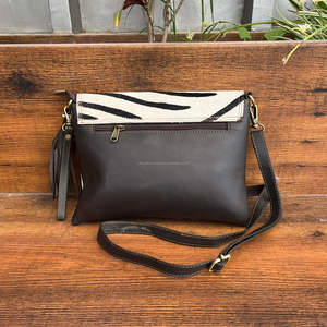 Bolso bandolera de cuero de vaca con estampado Animal de lujo para mujer, bolsos con solapa de pulsera de cuero genuino de diseñador para mujer - Product Image 5