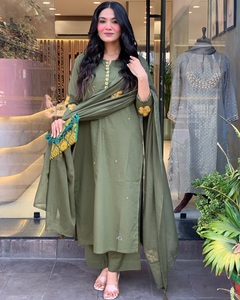 Ensemble Kurti traditionnel en soie Chanderi avec broderie, coupe ample, longueur au sol, pour mariage, pour femmes - Product Image 4