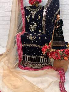 Ensemble élégant d'hiver en velours brodé Shalwar Kameez Premium Santoon Dupatta et bas assorti vêtements indiens et pakistanais - Product Image 4