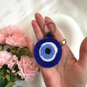 Nuevo Llavero Personalizado con Cuentas y Bordado en Forma de Corazón, Hecho en India - Product Image 1