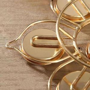 Portacandele Galleggiante in Ceramica a Forma di Loto Dorato, Elegante Portacandele a Colonna e Lanterna per Arredamento Casa - Product Image 3