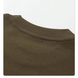 Fabricant de t-shirts pour hommes à double couche avec logo personnalisé, vêtements décontractés tendance |   Couche intérieure douce au toucher avec tissu extérieur résistant - Product Image 3