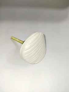 ลูกบิดและมือจับลิ้นชักหินอ่อนและโลหะ ดีไซน์คลาสสิก สีตามสั่ง สำหรับกล่องเครื่องประดับ ชุดเครื่องนอน เครื่องมือ และประตู - Product Image 4