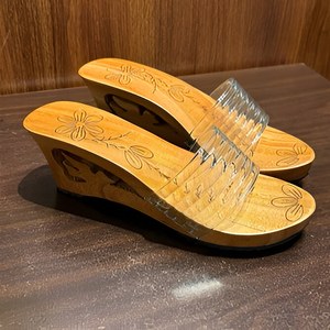 Zuecos de madera de Vietnam disponibles con tacón de 3cm, 5cm y 7cm. Sandalias de madera con altura personalizada. - Product Image 1