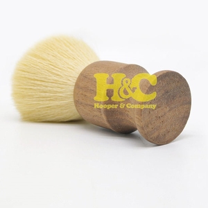 Brosse à barbe Hooper and Company HAC-SB-09005 neuve avec manche en bois, poils de blaireau de qualité supérieure, pour salon, voyage, nettoyage du visage et de la barbe - Product Image 4