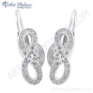 Pendientes románticos de cristal plateado con circonita cúbica - Product Image 1
