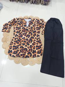 เสื้อและกางเกงขายาวสามส่วน แขนสี่ส่วน ลายเสือ ผ้าเรยอนสลับเนื้อ ซันพารี รุ่นใหม่ล่าสุด - Product Image 6