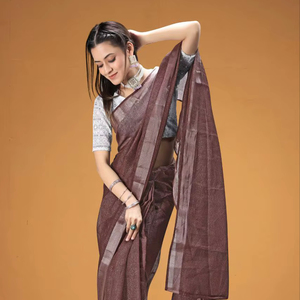 Sari en soie légère et élégante avec une belle blouse brodée Sifli - Product Image 1