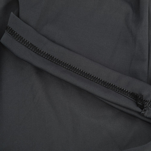 กางเกงขาสั้นกีฬาผู้ชายผ้าแคนวาสตาข่ายระบายอากาศได้ดี สวมใส่สบาย เหมาะสำหรับวิ่งและออกกำลังกาย - Product Image 3