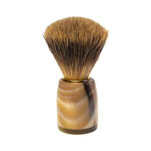 Brocha de Afeitar de Lujo Hecha a Mano con Cerdas Suaves para una Aplicación de Espuma Perfecta, Mango de Cuerno Natural, Ecológica y Duradera - Product Image 2