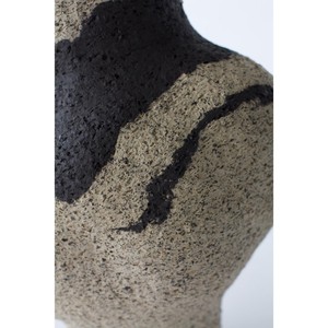 Jarrón de Cerámica Hecho a Mano de Alta Resistencia, Estilo Wabi-Sabi, Acabado Mate, de 8-16 Pulgadas, 4-8 Pulgadas de Ancho - Product Image 5