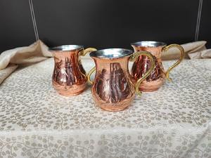 Mug en cuivre de qualité supérieure, design élégant, parfait pour les repas à la maison, les fêtes et comme cadeau de déménagement, fabriqué à la main en Inde. - Product Image 6