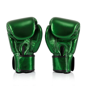 ถุงมือชกมวย PU สีเขียว สำหรับมืออาชีพ กันลื่น แบบ unisex ปิดด้วยหัวเข็มขัด น้ำหนักเบา อุปกรณ์ป้องกันสำหรับผู้ใหญ่ สีพื้น - Product Image 3