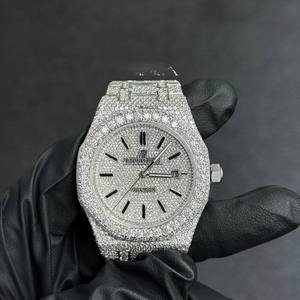 Reloj Deportivo de Lujo para Hombre, Mecánico, de Acero Inoxidable con Moissanita VVS, Gemas de Color D, Diseño Elegante, Artesanía Premium - Product Image 3