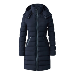 Chaqueta Larga Acolchada para Mujer, Color Negro, de Alta Calidad, con Logotipo Personalizable, Tejido Transpirable, Relleno de Algodón, Ultra Cálida - Product Image 1