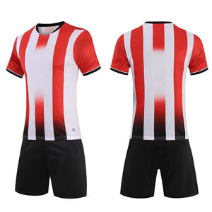 Conjunto de Uniforme de Fútbol para Hombre, Camiseta de Manga Corta con Cuello Redondo, Rayas Rojas y Blancas, Tejido Transpirable de Poliéster, Corte Atlético - Product Image 1