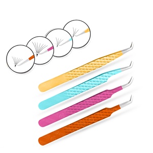 Pinzas de pestañas de precisión puntiagudas de acero inoxidable de diseño único que le permiten crear el aspecto llamativo de las pestañas que desea - Product Image 3