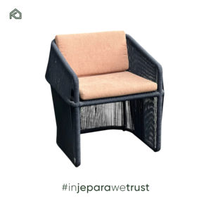 Ensemble de salle à manger en fer pour restaurant avec chaises en rotin synthétique résistant aux intempéries - Mobilier d'extérieur commercial durable pour patio et jardin - Arini - Product Image 5