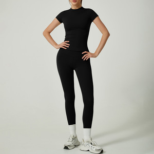 Conjunto de Yoga Premium para Mujer, 2 Piezas, Secado Rápido, Transpirable, Ropa Deportiva, Bra Deportivo y Leggings, Alta Calidad, Spandex/Nylon - Product Image 2