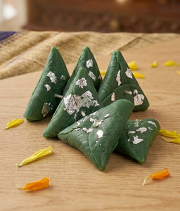 Custom Betel Leaf Form Shaped Scented Soy <b>Candle</b> Wholesale Hand Poured Eco Wax <b>Candles</b> Festive <b>Gift</b> Wedding Return Favors Suppli - Product Image 2