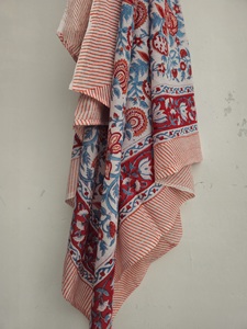 Pareo de algodón con estampado a mano, rojo y azul floral, ligero, estilo bohemio, para la playa, para mujer - Product Image 6