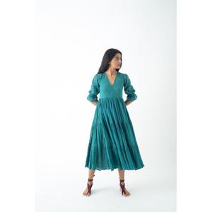 Vestido Maxi de Alta Calidad Color Verde Azulado, Corte en A, Cuello en V, Manga Tres Cuartos Tipo Linterna, Chifón con Pliegues en Capas, Estilo Romántico de Verano para Mujer - Product Image 3