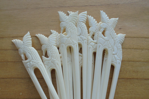 Bâtonnet à cheveux en os poli et lisse |   Accessoire élégant pour chignon, artisanat naturel - Product Image 4