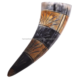 Corne à boire authentique en matériau organique écologique, sculptée style animal, style Viking nordique, avec étui en cuir, pour bière, hydromel, style médiéval - Product Image 2