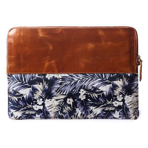 Housse pour ordinateur portable en cuir véritable, motif imprimé, personnalisable avec logo, pour voyages d'affaires, design élégant. - Product Image 5
