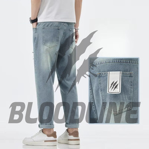 Jeans de Pierna Recta Azul Claro para Hombre BLOODLINE, Estilo Casual, Desgastados y Estampados, de Algodón, Cintura Media, para Primavera - Product Image 6