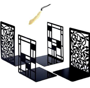 Porte-livres décoratifs géométriques et à motifs de feuilles, disponibles à prix de gros, présentent des motifs complexes découpés au laser pour les amateurs de livres. - Product Image 1