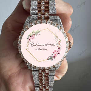 Montre personnalisée en moissanite de qualité supérieure VVS pour homme, montre de luxe formelle à quartz avec cadran en verre - Product Image 3