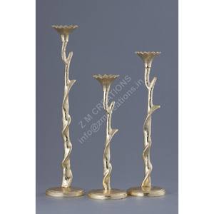 Portavelas de Metal de Lujo con Diseño Floral, Hecho a Mano, Duradero y Ecológico, para Decoración de Bodas, Fiestas y Hogar - Product Image 1