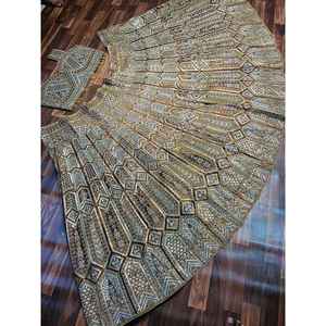 Hermoso Lehenga Choli Tradicional Musulmán Bordado para Fiestas con Trabajo de Codificación - Product Image 6