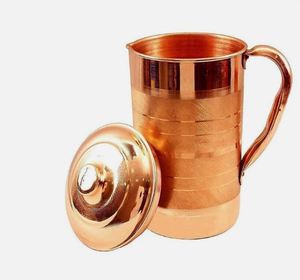 Ensemble de récipients en cuivre pour l'hydratation, idéal pour les tables de bien-être haut de gamme, service d'eau en métal avec verres, durable et réutilisable pour le service à table. - Product Image 3