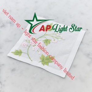 Serviettes de cocktail brodées de produits chauds frais du Vietnam pour les fêtes - Product Image 4