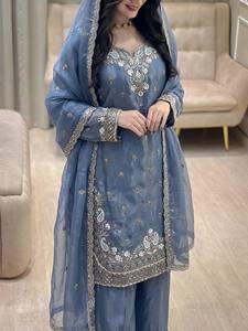 <b>Women</b> Traditional Gray Floor Length <b>Kurta</b> Set With Embroidery India Pakistan Wedding Ethnic Wear Regular Fit - Product Image 2