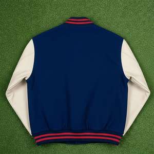 Blouson universitaire en laine chenille brodé avec logo personnalisé pour homme, manches en cuir vintage, grande taille, idéal pour l'hiver - Product Image 5