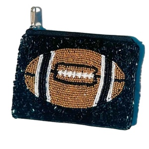 Mini sac à fermeture éclair fait main avec broderie perlée design de pantoufles mignonnes dernier cri de luxe tendance par Hiba Enterprises - Product Image 3