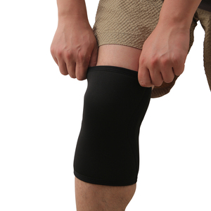 Manchons de compression en néoprène 7 mm personnalisables avec logo 2026 pour Crossfit, Haltérophilie et Powerlifting - Coudières et Genouillères - Product Image 5