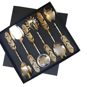 Paires de 2 cuillères de service en métal pour restaurants, finition dorée, couverts décoratifs, manche design, best-sellers - Product Image 2