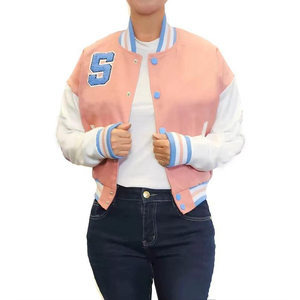 Veste universitaire blanche et pêche avec bordure bleue et patch lettre, logo personnalisé - Product Image 1