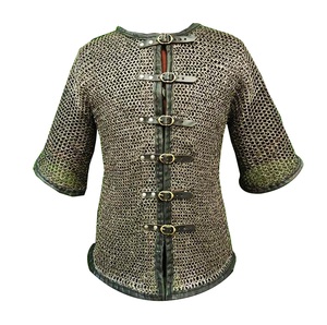 Camisa de Armadura Medieval Antigua Hecha a Mano, Plateada, de Malla de Anillos de Acero, para Eventos Históricos y Decoración del Hogar - Product Image 1