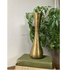 Vases à fleurs en métal de haute qualité décorations de table à la maison vase en verre de bureau vase de couleur laiton nordique avec un design créatif - Product Image 2