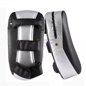 เป้าเตะคุณภาพสูงสำหรับมวยไทย คิกบ็อกซิ่ง และศิลปะการต่อสู้ - Product Image 1