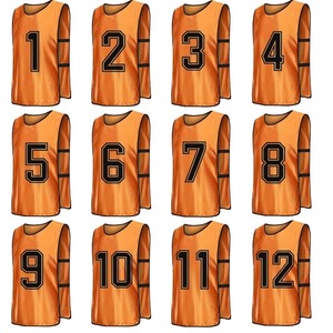 Gilet d'entraînement de football personnalisé sublimé unisexe adulte en polyester à séchage rapide sans manches col rond avec numéro et logo imprimés à l'avant - Product Image 4