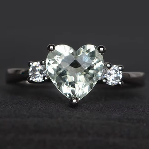 Anillo de compromiso de amatista verde natural, corte corazón, piedra preciosa verde, joyería fina para mujer - Product Image 1