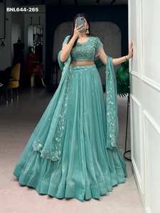 Nouvelle Tendance Élégante : Ensemble Lehenga-Choli et Dupatta pour Femme avec Broderie de Pièces d'Or, Perles et Fil – Mode Féminine - Product Image 3